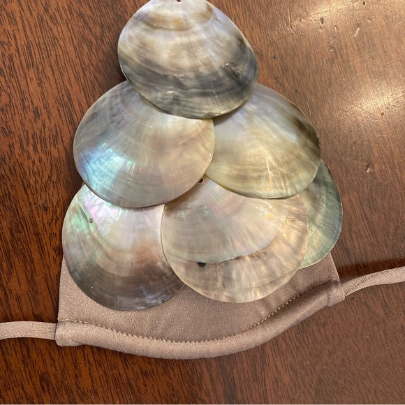 ANDI BAGUS Shell Bikini Top - Picture 5 of 10